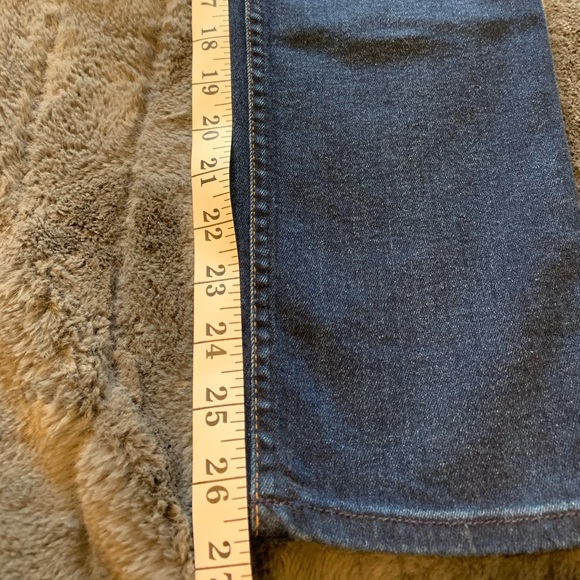 NWT! 7 For All Mankind relaxed skinny jean - Picture 12 of 16